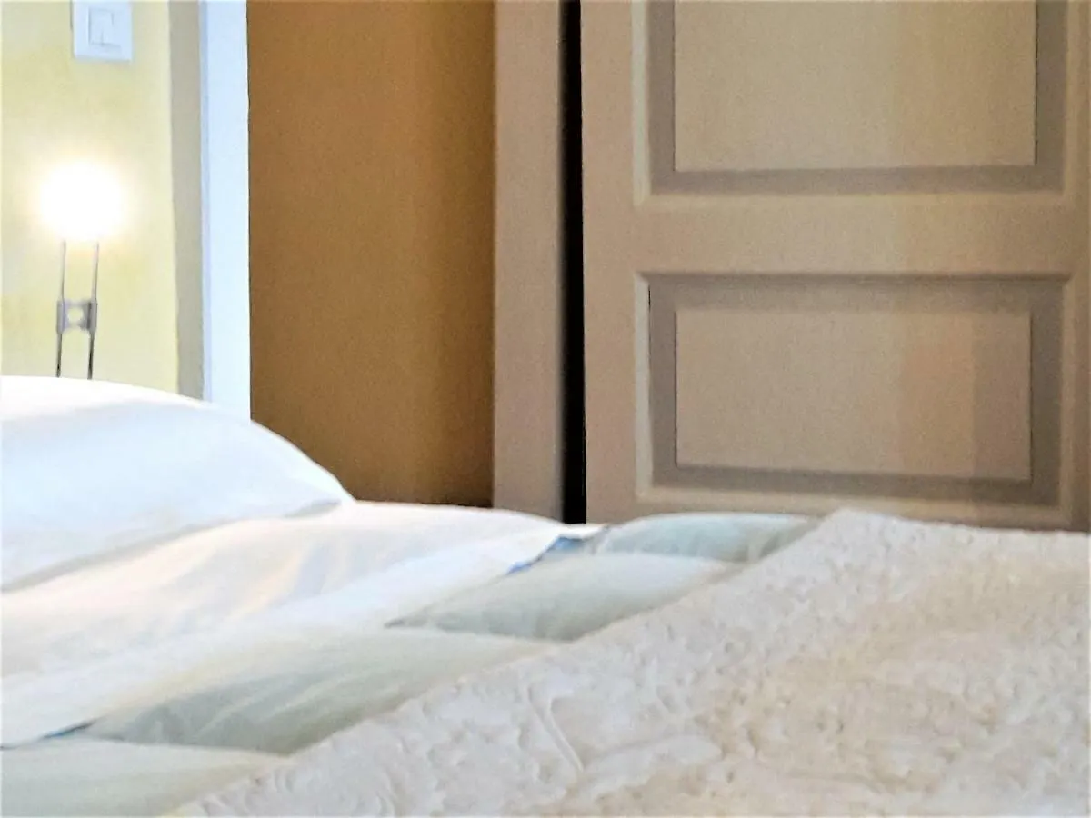 Daire Art Gallery Suite Bergamo
